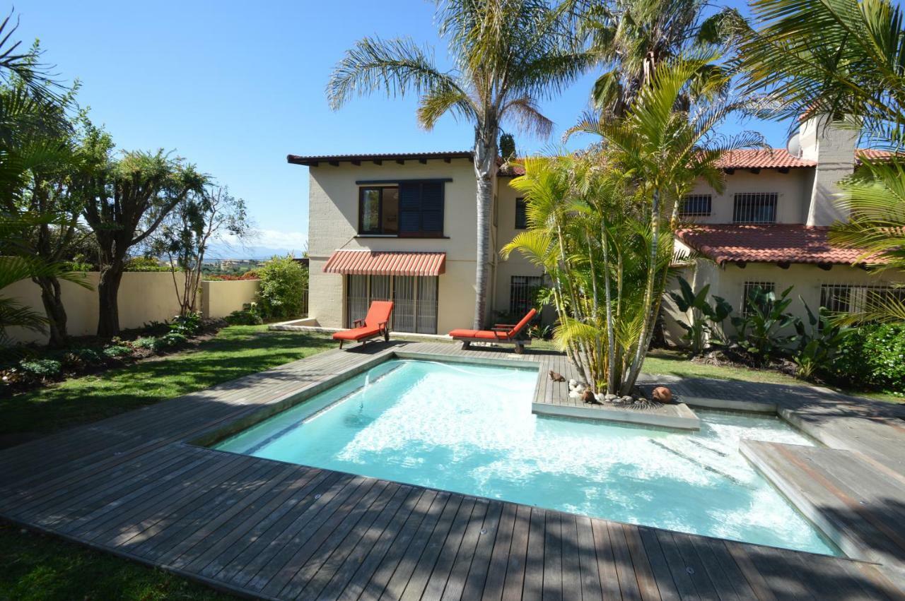 Mountain And Sea View Getaway Apartment Plettenberg Bay Luaran gambar