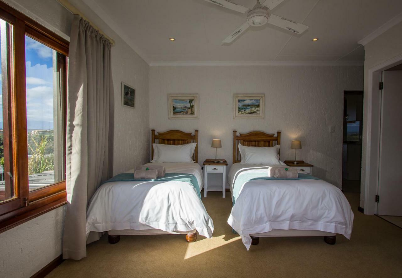 Mountain And Sea View Getaway Apartment Plettenberg Bay Luaran gambar